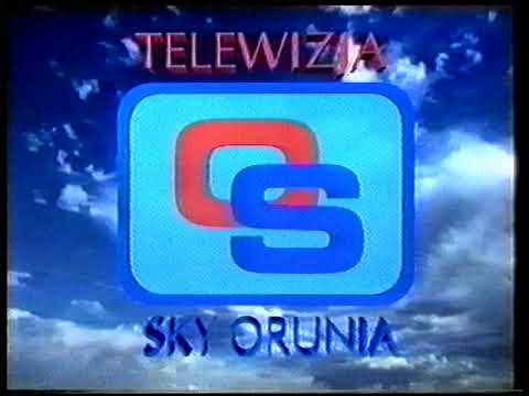 Zdjęcie; Ekran telewizora wyświetla logo oraz napis "Telewizja Sky Orunia"